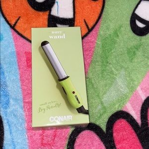 BNIB Conair wavy wand